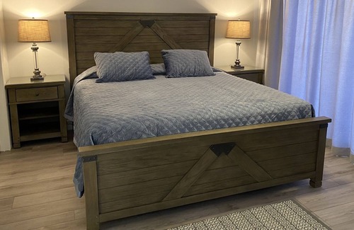 Lower Grand Lagoon Condo | COMMODORE DISCOUNT - 1200/week through 2024 - includes beach chairs/umbrella