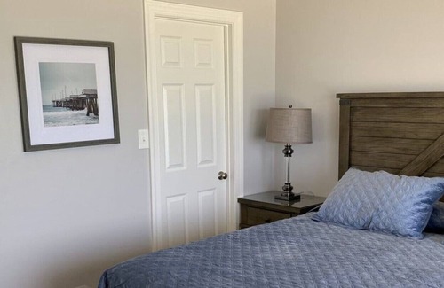 Lower Grand Lagoon Condo | COMMODORE DISCOUNT - 1200/week through 2024 - includes beach chairs/umbrella