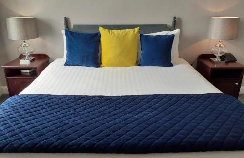 Cobh Hotel | Commodore Hotel
