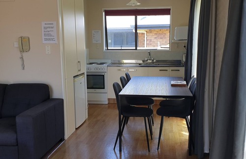 Ashburton Hotel | Commodore Motor Lodge