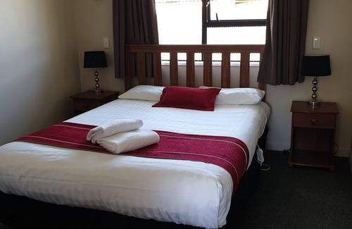 Ashburton Hotel | Commodore Motor Lodge