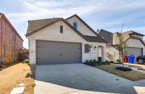 Royse City House | Community Pool Access Royse City Retreat!