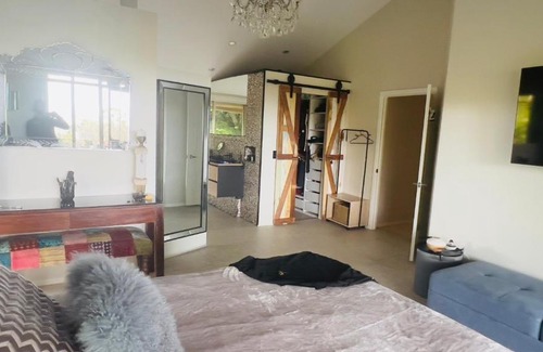 Mudgeeraba House | Como Guest Suite
