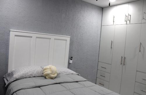Santa Cruz Xoxocotlan Apartment | Comodo apartamento de 3 habitaciones, a 10 min en vehiculo del Zocalo de Oaxaca