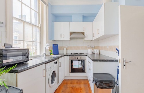 King's Cross Apartment | Compact 1BD Flat in the Heart of London