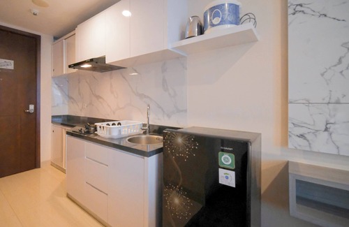 Surabaya Apartment | Compact And Comfortable Living Studio At Grand Sungkono Lagoon Apartment