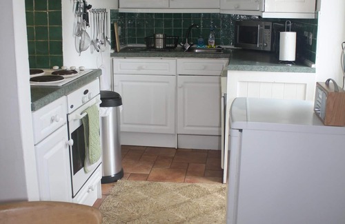 Treen Cottage | Compact traditional cottage - Coastal Village of Treen
