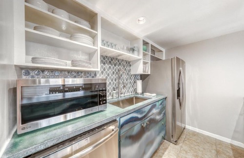 Corpus Christi House | Compass Condos