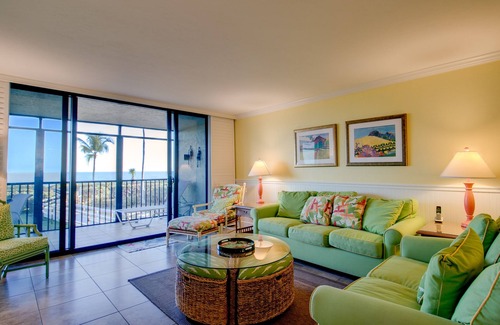 Sanibel Condo | Compass Point 141: Exquisite 2 BR + Den Stunning Views & UV Air Purification!
