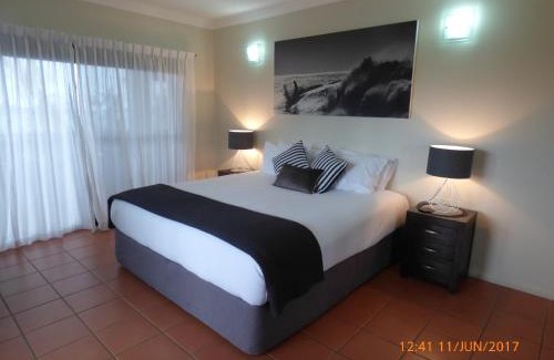 Hamilton Island Apartment | Compass Point 8