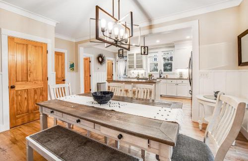 Olivia Beach House | Compass Rose - Olivia Beach
