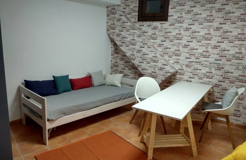 San Ildefonso House | Complete house next to the Arco de Elvira. Albaicín Bajo and Gran Vía