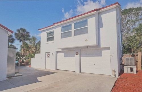 Bayou Shores Apartment | Completely Redone Waterfront Apt w/Great Views, Patio, Balcony, Dock and Garage