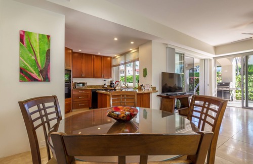 Wailea Condo | COMPLETELY REMODELED-AC THROUGHOUT-GROUND FLOOR-METICULOUS CLEANING