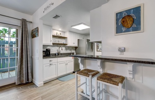 Fernandina Beach Condo | Completely Renovated | Fernandina Shores Townhome | Short Walk to Beach