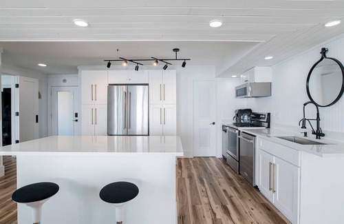 Dauphin Island Condo | Completely Renovated Modern Condo On the Water Sandcastle 6A