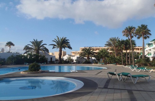 Costa Teguise Apartment | Completely renovated 3min to the beach, Internet TV, Playa Bastian Costa Teguise