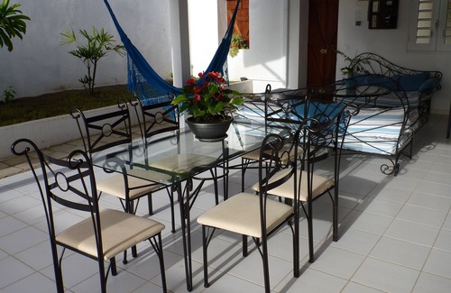 Saint-Pierre Apartment | Completely renovated Creole house: a haven of peace in the heart of Saint-Pierre