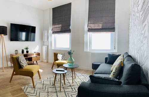 Tourcoing House | Completely renovated town house in the city center