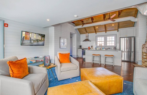 Cannonborough Elliotborough Apartment | Completely renovated condo with washer/dryer & full kitchen
