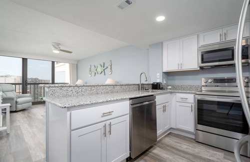 North Ocean City Condo | Completely Renovated Condo with Amazing View of the Ocean