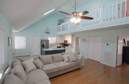 Ocean Isle Beach House | Completely Updated Beach Escape Private Pool Less Than 100 Yards to Sand!”