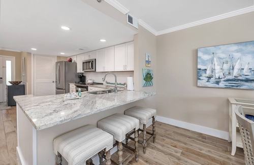 Saint Simons Island Condo | Completely renovated! Oceanfront Condo with Pool and Private Boardwalk to Beach with an oceanview!