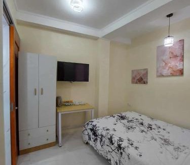 Compostela Bed & Breakfast | Compostela Guest Room #2 Terrace, Rooftop, Netflix, WiFi