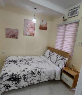 Compostela Bed & Breakfast | Compostela Guest Room #2 Terrace, Rooftop, Netflix, WiFi