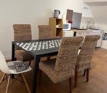 Villedieu-sur-Indre Apartment | Comptoir du Golf Studio