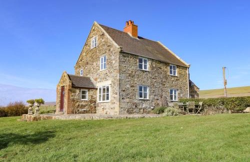 Newport House | Compton Grange