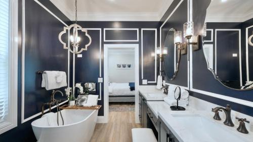 Bahama Village House | Conch Casa Grande by Last Key Realty