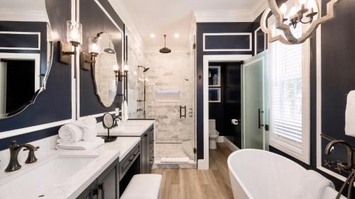 Bahama Village House | Conch Casa Grande by Last Key Realty