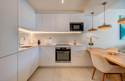Armacao de Pera Apartment | Cond Bayline - Liro - SPA - GYM - Beach - POOL - WIFI - BY BEDZY