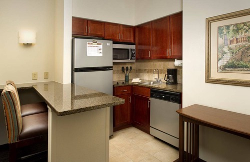 Linthicum Heights Condo | Condo ∙ 1 bedroom ∙ 2 guests