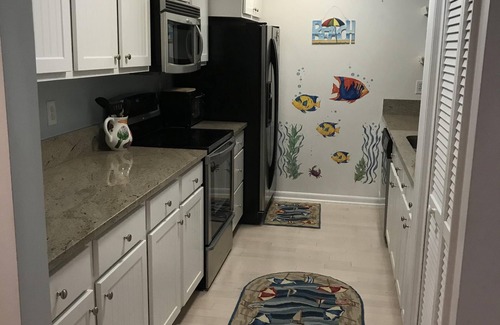 Rehoboth Beach Condo | Condo 1 Mile to Atlantic Ocean in beautiful Rehoboth Spring Lake Community.