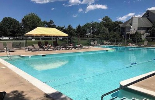 Rehoboth Beach Condo | Condo 1 Mile to Atlantic Ocean in beautiful Rehoboth Spring Lake Community.