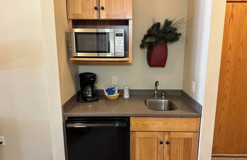 Eagle River Condo | CONDO 107 by Eagle Waters Resort