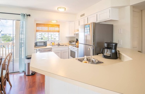 Wilmington Beach Condo | Condo ∙ 2 bedrooms ∙ 5 guests