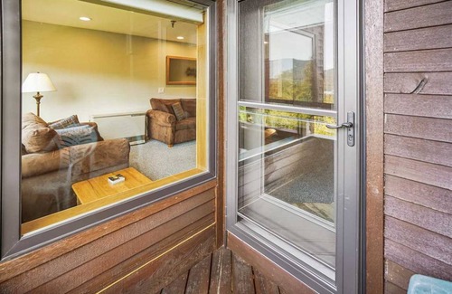 Central Vermont- Killington Condo | Condo ∙ 2 bedrooms ∙ 6 guests