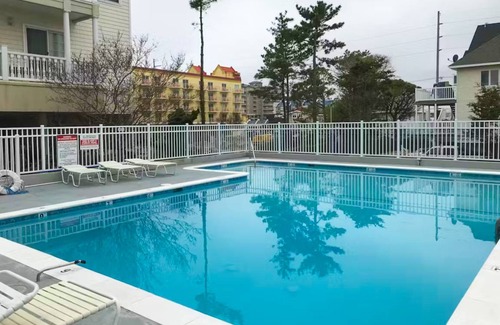 Midtown Ocean City Condo | Condo ∙ 2 bedrooms ∙ 6 guests