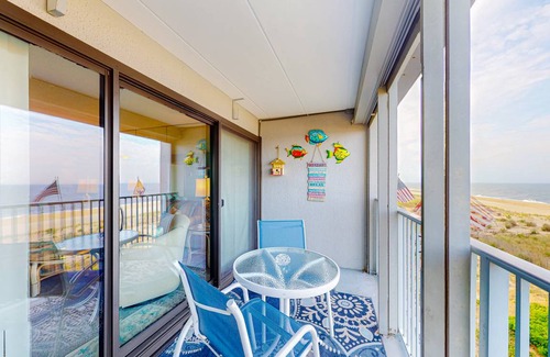 Midtown Ocean City Condo | Condo ∙ 2 bedrooms ∙ 6 guests