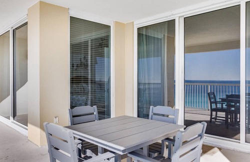 Long Beach Condo | Condo ∙ 3 bedrooms ∙ 10 guests