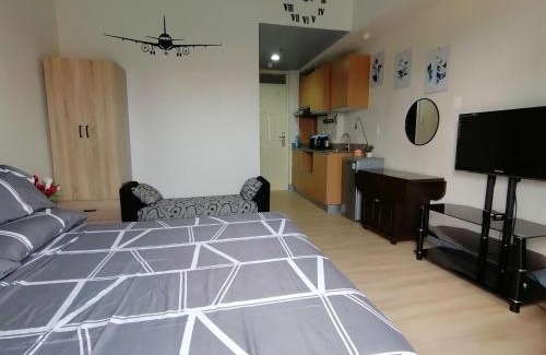Lapu-Lapu Apartment | Condo Azur Suites A326 Amani Resorts Residences , 5 minutes Airport, Netflix, Stylish, Cozy with Luxurious Swimming Pool