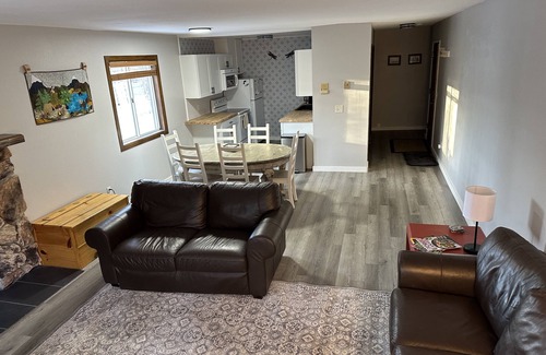 Alyeska Condo | Condo Centrally Located- Mountain Side