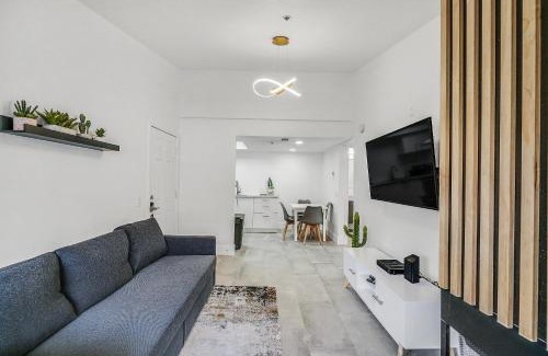 Las Vegas Apartment | Condo close to Strip and Raiders Stadium