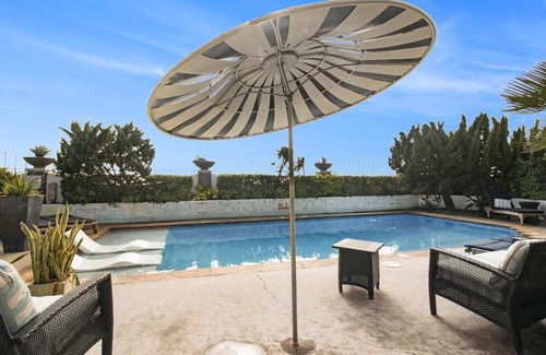 San Jacinto House | Condo di Cocco #1-Oceanfront Dog Friendly w Pool