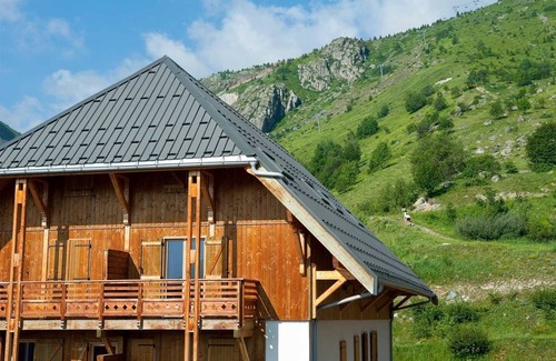 Saint-Sorlin-d'Arves Condo | Condo ∙ 1 bedroom ∙ 7 guests