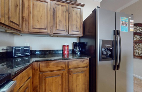Gruene Condo | Condo in Gruene overlooking the Guadalupe! VG103 : Free Tubes with Rental!