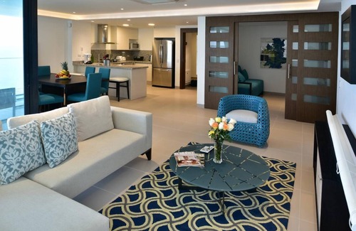 Manta Condo | Condo in Manta Ocean view condo in Manta 3 beds.